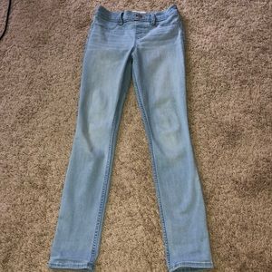 Light washed Abercrombie and Fitch kids jeggings